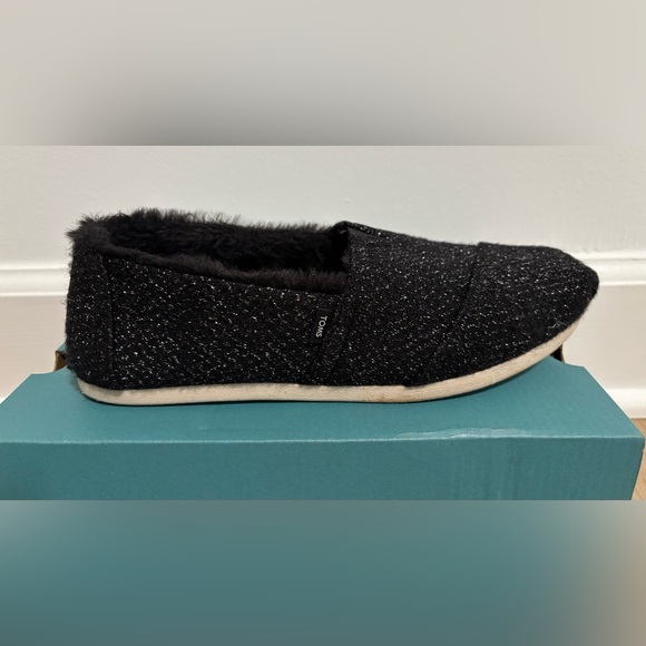 TOMS Women’s Alpargata Black Classic Flats - Picture 2 of 6